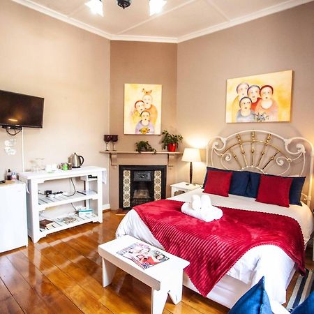 Flametree Guesthouse Свелендам Номер фото