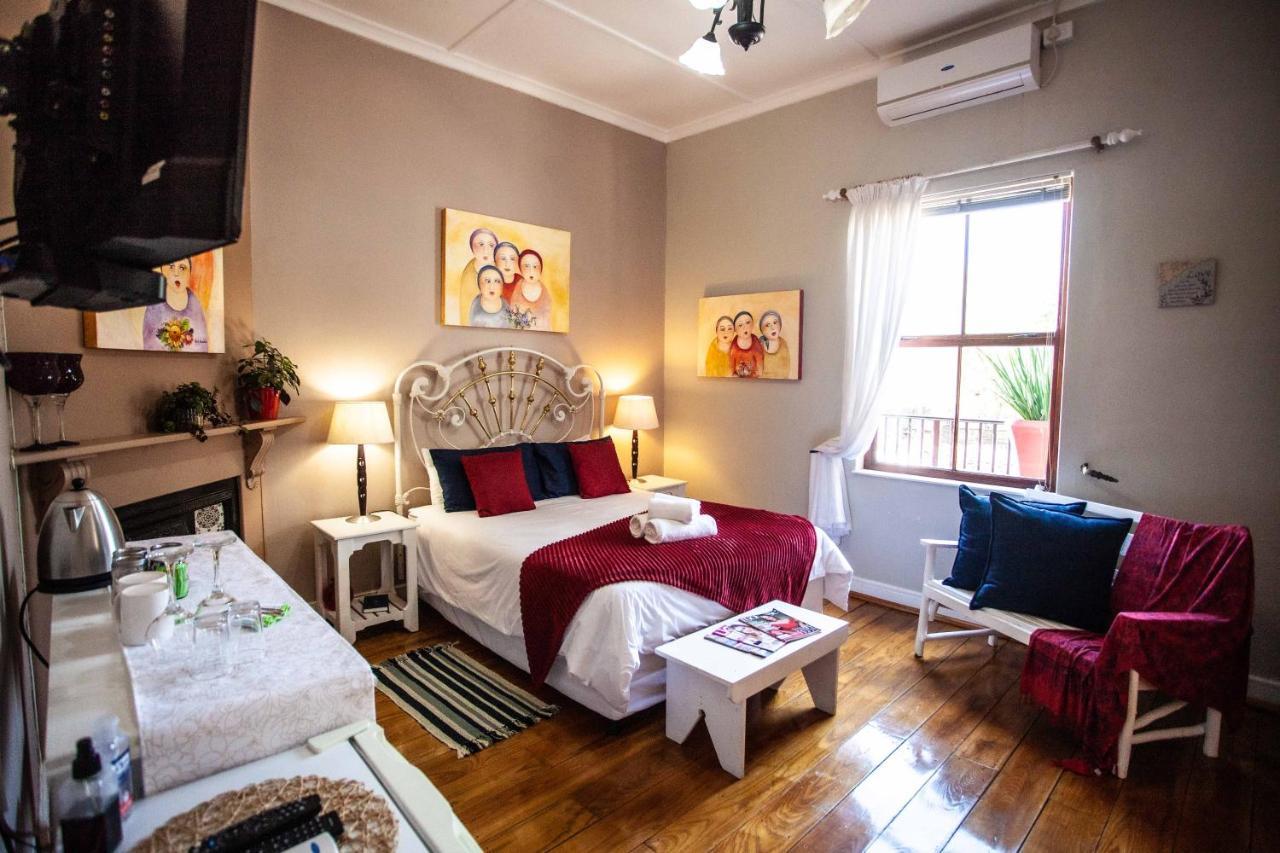 Flametree Guesthouse Свелендам Номер фото